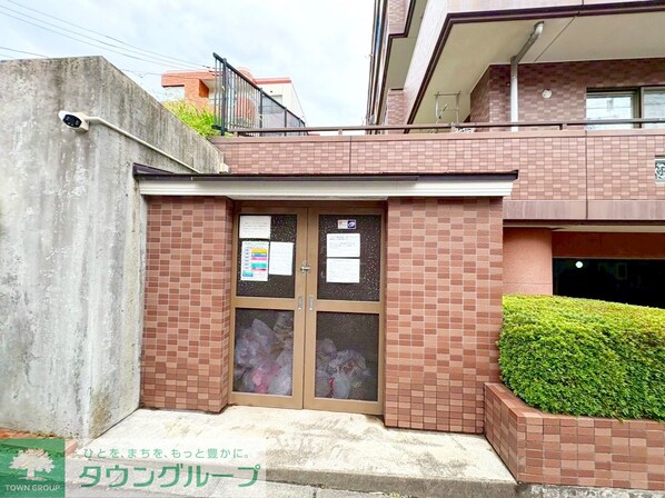 ドメス向ヶ丘遊園ジャルディーノの物件内観写真